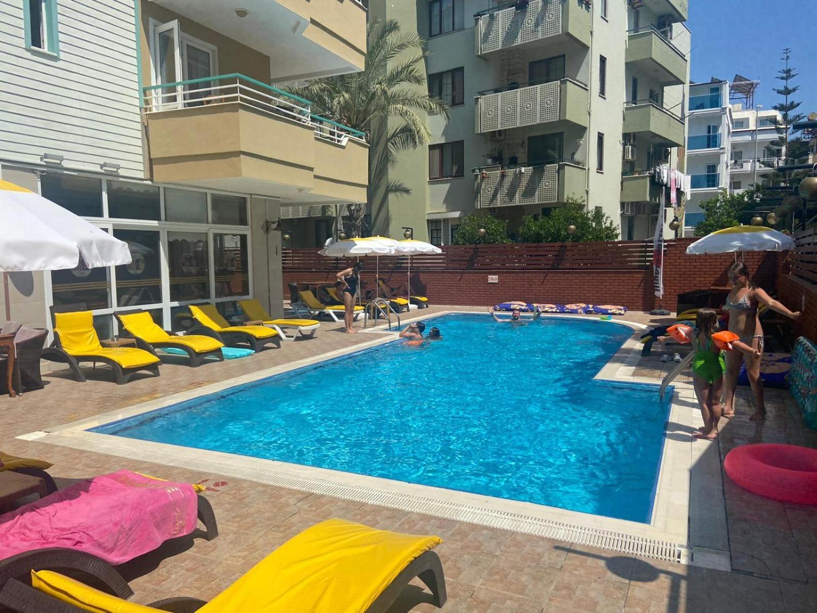 Cleopatra Ada Apart Alanya Exterior photo